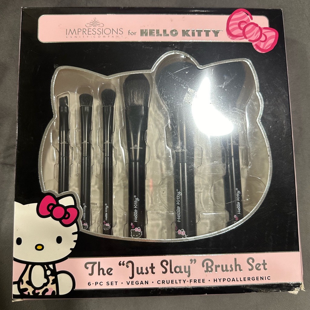 Impressions Vanity Hello Kitty Just Slay 6 Pcs Makeup Brush Set Brand New Impressions Vanity Hello Kitty Just Slay 6 Pcs Makeup Brush Set Brand New